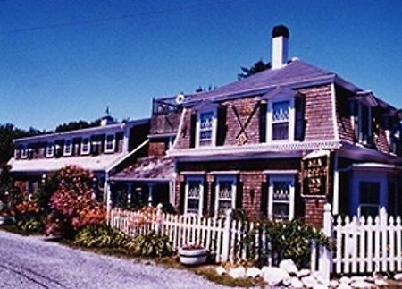 Sea Breeze Inn Hyannis Port Zewnętrze zdjęcie
