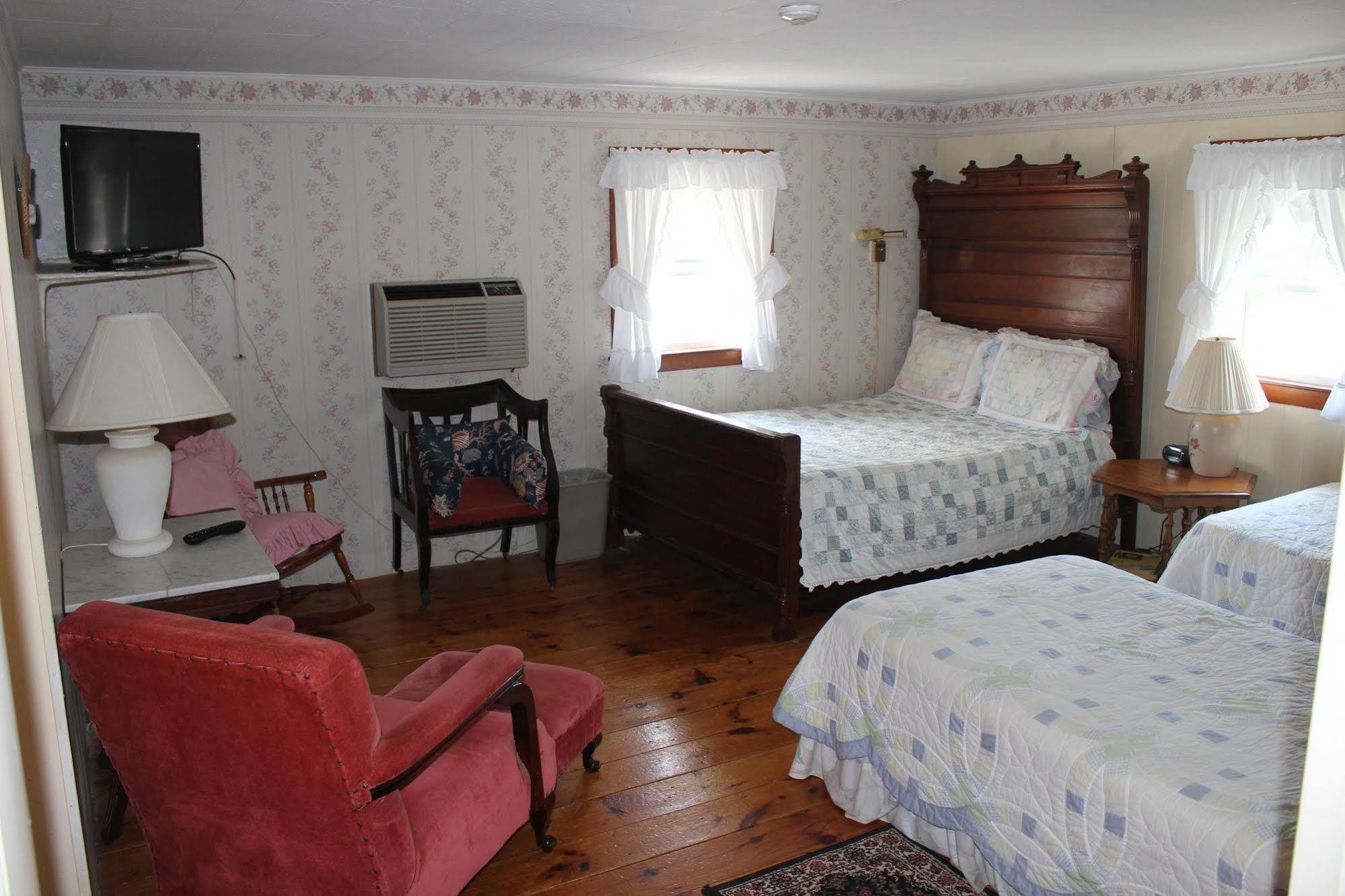 Sea Breeze Inn Hyannis Port Zewnętrze zdjęcie