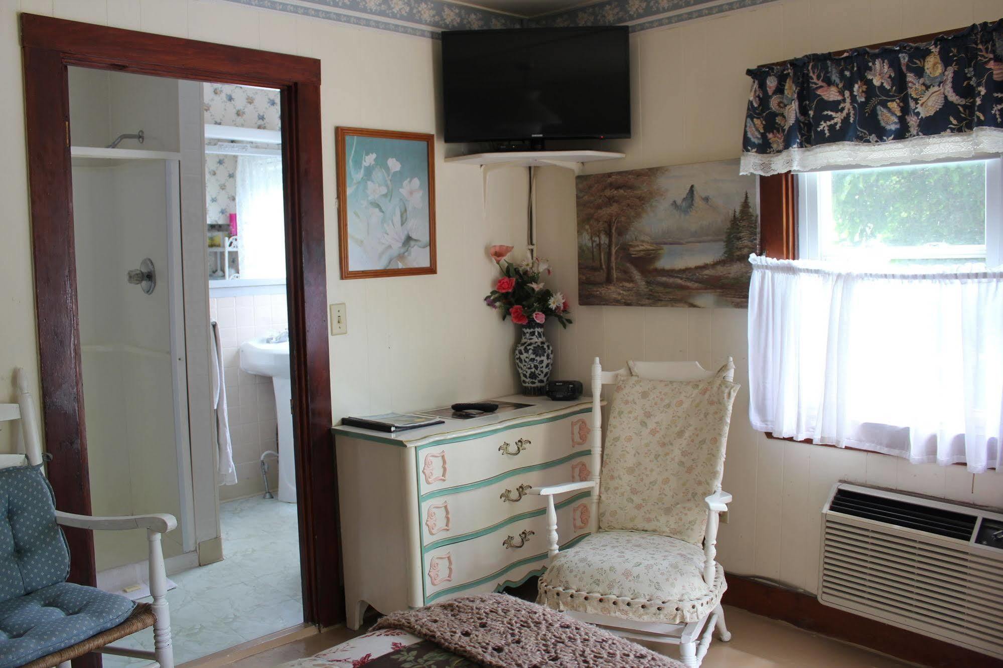 Sea Breeze Inn Hyannis Port Zewnętrze zdjęcie