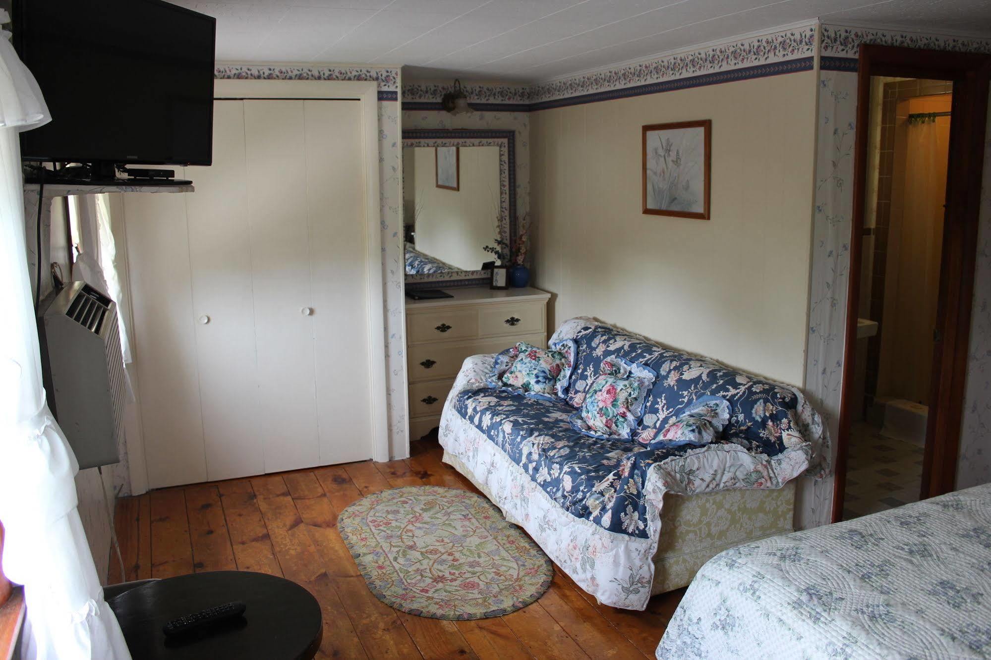 Sea Breeze Inn Hyannis Port Zewnętrze zdjęcie